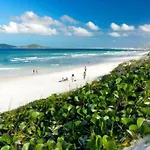 Ap Alecrim Praia Do Forte Cabo Frio Pe Na Areia3Qt